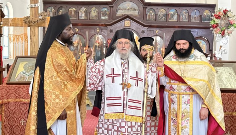 Χειροτονία-Διακόνου-και-Χειροθεσίες-πνευματικών-από-τον-Μητροπολίτη-Αρούσας-κατά-την-Απόδοση-του-Πάσχα