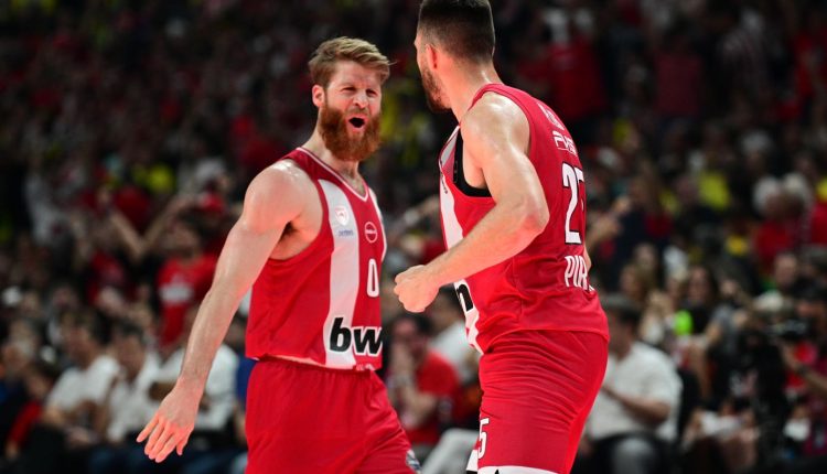 euroleague:-Στον-τελικό-ο-Ολυμπιακός,-79-61-την-Φενέρ