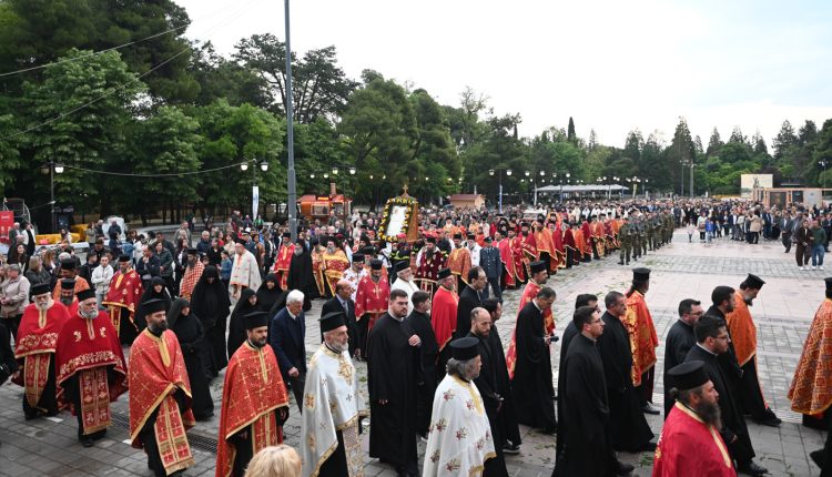 Πανδήμως-η-Τρίπολη-λιτάνευσε-τους-Πολιούχους-της-Νεομάρτυρες-Δημήτριο-και-Παύλο