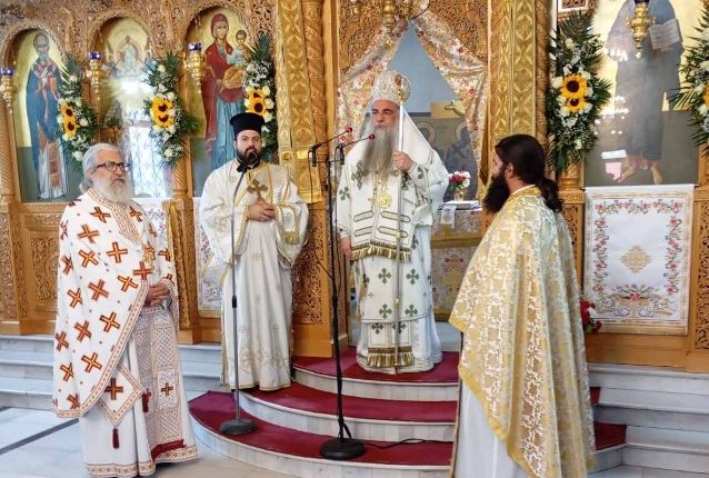 Ο-Επίσκοπος-Αλμωπίας-στο-Θεοδωράκι
