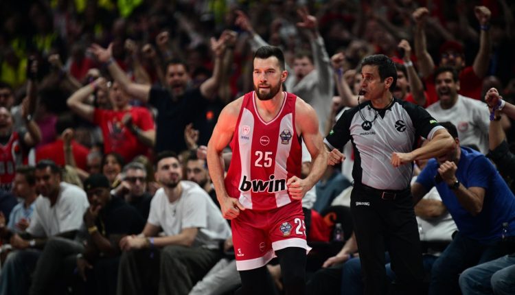Ολυμπιακός:-«Θέλουμε-ο-κόσμος-να-είναι-επί-δέκα-την-Κυριακή»