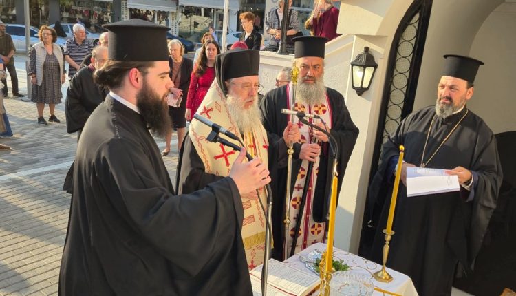 Θυρανοίξια-και-Λιτανεία-στον-ΙΝ.-Αγίων-Κωνσταντίνου-και-Ελένης-Μεταμορφώσεως