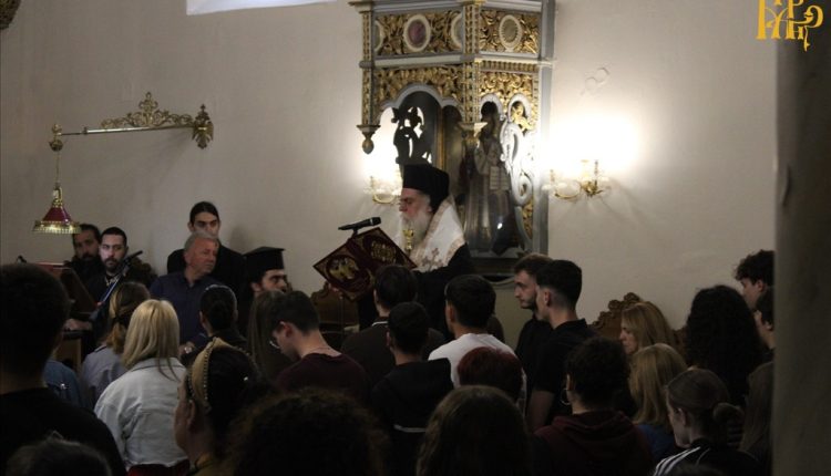 Άρτα:-Παράκληση-στον-“Θαυμαστό-Σύμβουλο-Χριστό”-υπέρ-των-εξεταζομένων-μαθητών-και-μαθητριών