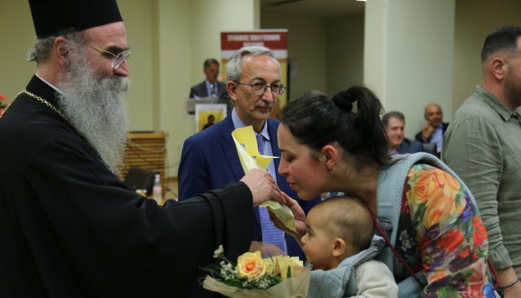 Η-Εκκλησία-στο-πλευρό-των-Πολύτεκνων-της-Κοζάνης-(ΦΩΤΟ)