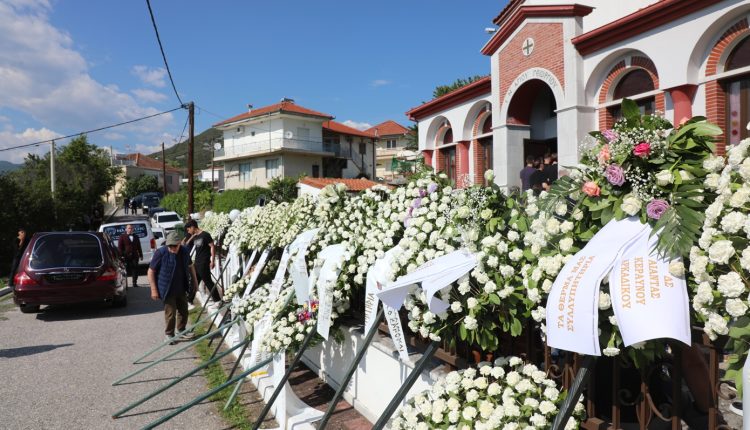 Παρασκευάς-Άντζας:-Το-τελευταίο-«αντίο»-στον-παλαίμαχο-ποδοσφαιριστή-στη-Δράμα
