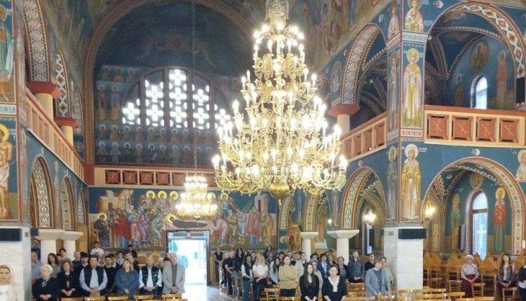 Ο-Φλωρίνης-Ειρηναίος-κοντά-στους-νέους-ενόψει-των-Πανελλαδικών-Εξετάσεων-στο-Αμύνταιο
