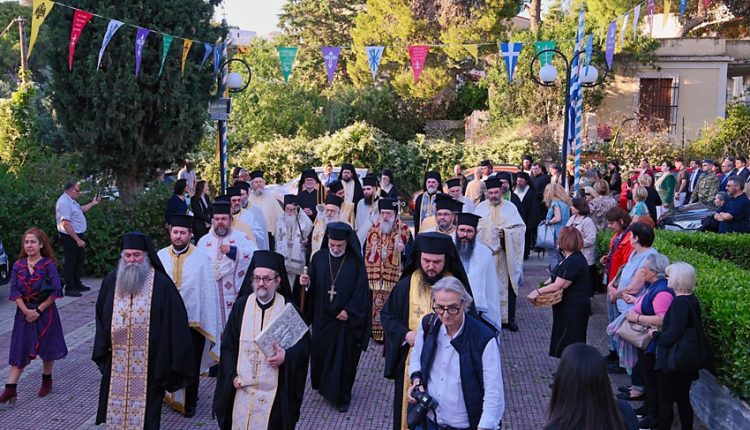 Υποδοχή-της-θαυματουργού-Εικόνος-της-Παναγίας-Σουμελά-στην-Κηφισιά