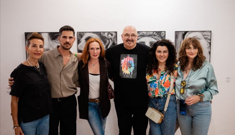 «Κάλλος-Άλυτον»: h-πρώτη-ατομική-έκθεση-του-Θοδωρή-Θεοδωρίδη-στην-γκαλερί-αγκάθι/Κartαλος