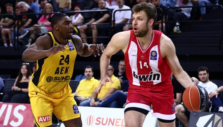 ΑΕΚ-–-Ολυμπιακός-68-95:-Με-περίπατο-στους-τελικούς