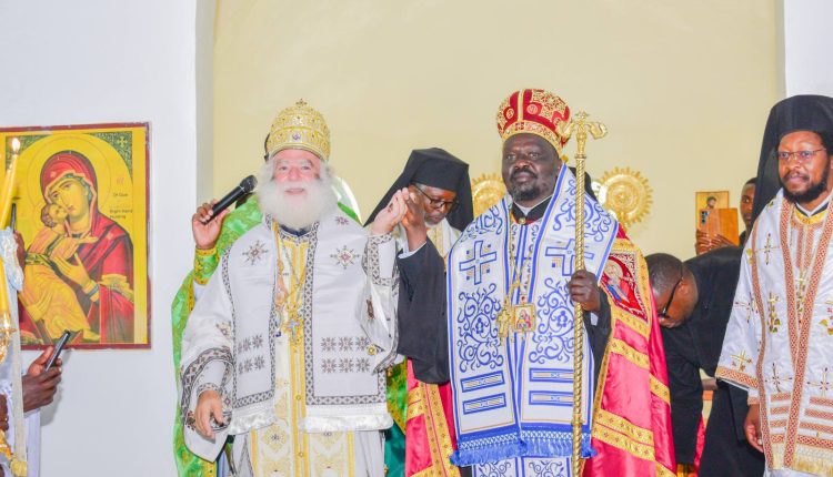 Η-ενθρόνιση-του-πρώτου-Μητροπολίτου-Ελντορέτ-Νεοφύτου
