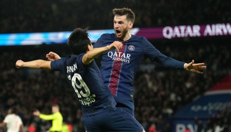 champions-league:-Παίκτης-της-χρονιάς-ο-Κβαρατσχέλια,-5-παίκτες-της-Παρί-Σεν-Ζερμέν-στην-κορυφαία-11άδα
