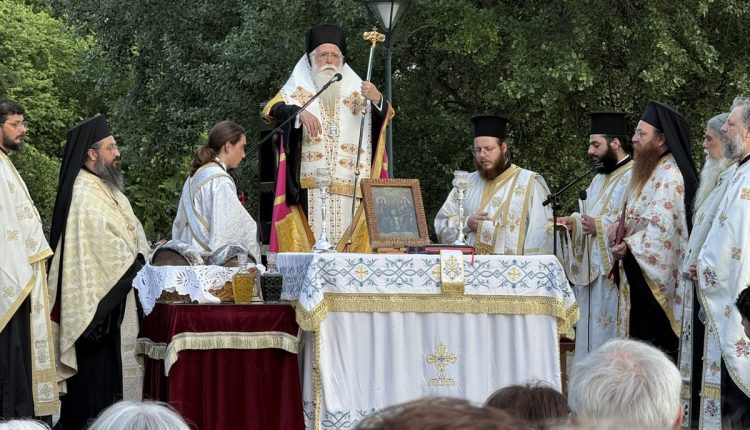 Δημητριάδος-Ιγνάτιος:-«Η-σύγχρονη-εποχή-χρειάζεται-περισσότερο-από-ποτέ-την-παρουσία-του-Αγίου-Πνεύματος»