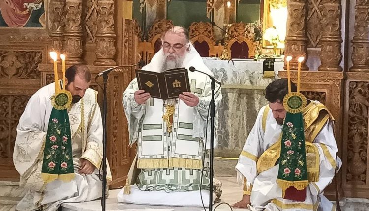 Αρχιερατική-Θεία-Λειτουργία-και-η-Γονυκλισία-στην-Αριδαία