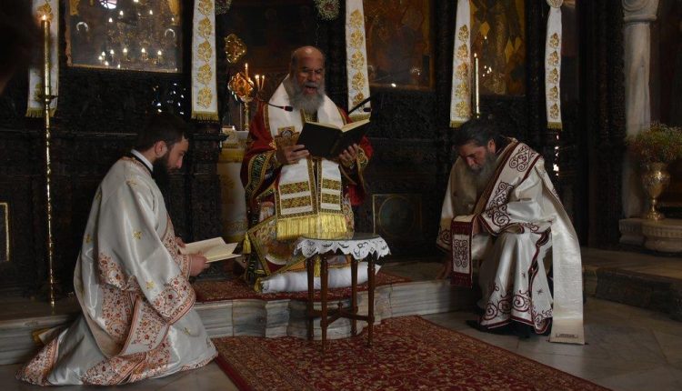 Η-εορτή-της-Πεντηκοστής-στην-Ιερά-Μονή-Πανορμίτου-Σύμης