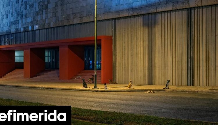 Άλλαξε-όψη-η-είσοδος-του-ΕΜΣΤ-Γιατί-αφαιρέθηκε-το-κόκκινο-χρώμα,-το-λογοπαίγνιο-με-τον-Χίτσκοκ