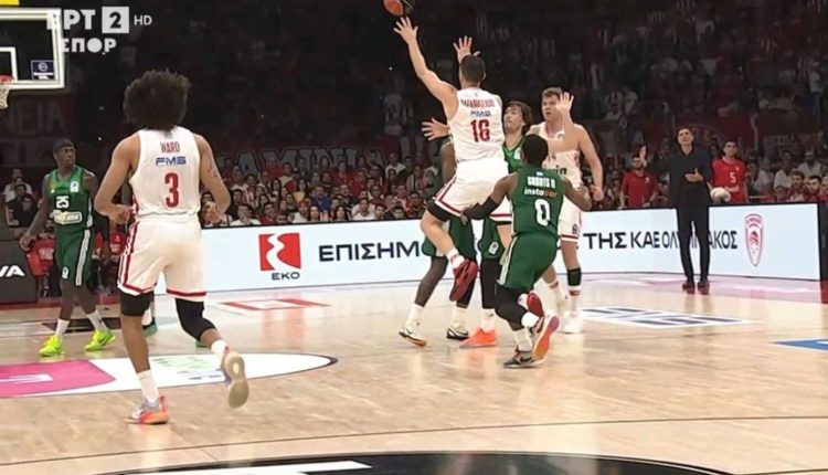 Ολυμπιακός-–-Παναθηναϊκός:-Το-απίθανο-buzzer-beater-του-Παπανικολάου-από-το-κέντρο-του-γηπέδου