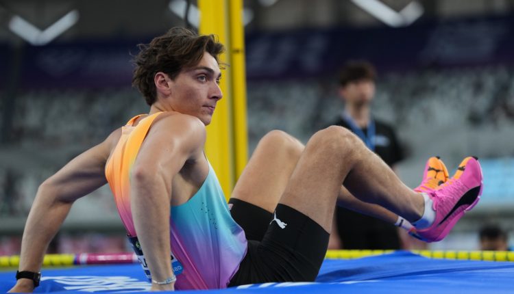 Έκπληξη-στο-diamond-league-της-Στοκχόλμης:-Έχασε-ο-Ντουπλάντις,-δεν-κατάφερε-να-περάσει-τα-6-μέτρα