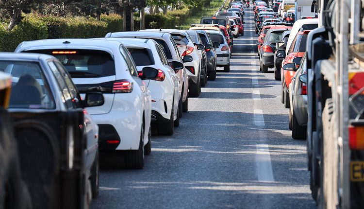 Η-Ελλάδα-παραμένει-πάνω-από-τον-ευρωπαϊκό-μέσο-όρο-σε-θανάτους-από-τροχαία-παρά-τη-μείωση-των-τελευταίων-ετών