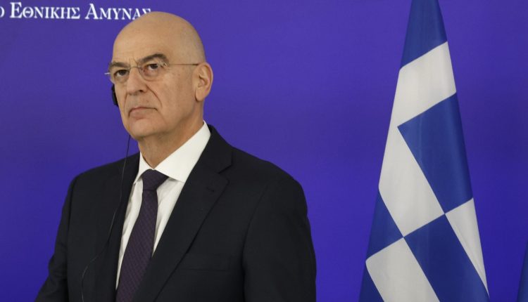 Ν.-Δένδιας-από-Κύπρο:-Αναγκαία-η-ενίσχυση-της-ευρωπαϊκής-αμυντικής-βιομηχανίας