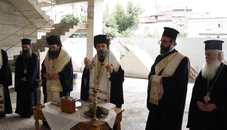 Αλβανίας-Ιωάννης:-Ευχαριστώ-τον-Αρχιεπίσκοπο-Αναστάσιο-για-το-όραμά-του-να-χτίζει-σχολεία