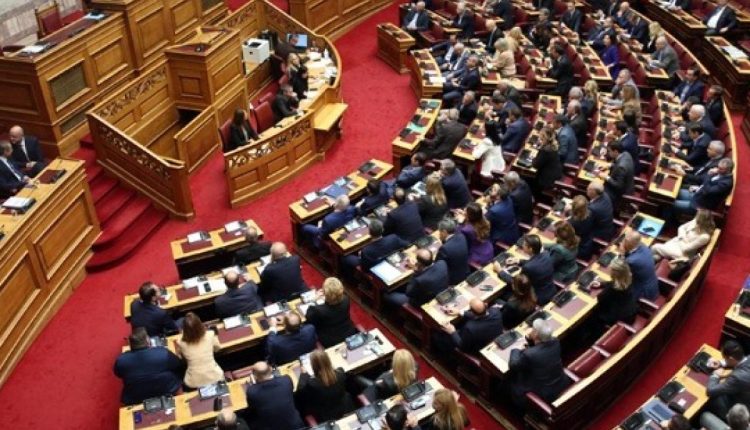 Βουλή:-Ψηφίσθηκε-το-ν/σ.-για-Εφαρμογή-Συμφώνου-για-Μετανάστευση-και-Άσυλο