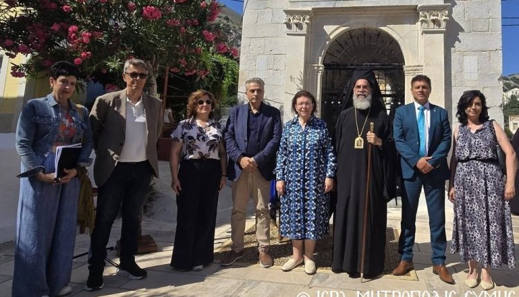 Τα-εγκαίνια-του-αποκατεστημένου-κωδωνωστασίου-του-Μητροπολιτικού-Ναού-Σύμης