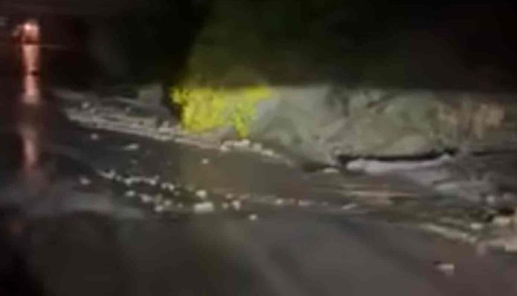 Στο-έλεος-της-καταιγίδας-η-Κοζάνη-–-Πλημμύρισαν-οι-δρόμοι-–-85-χιλιοστά-βροχής-έπεσαν-στην-Κοιλάδα