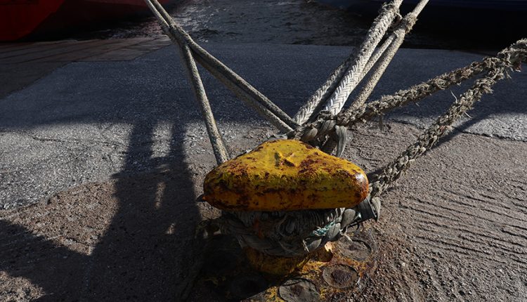 Συναγερμός-στο-«blue-star-2»-μετά-από-καταγγελία-για-βόμβα