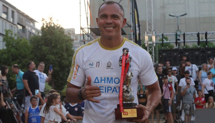 Μουντιάλ-2026:-Στην-Ελλάδα-μαζί-με-τον-Λουτσιάνο-είδε-ο-Τζιοβάνι-την-Εθνική-Βραζιλίας