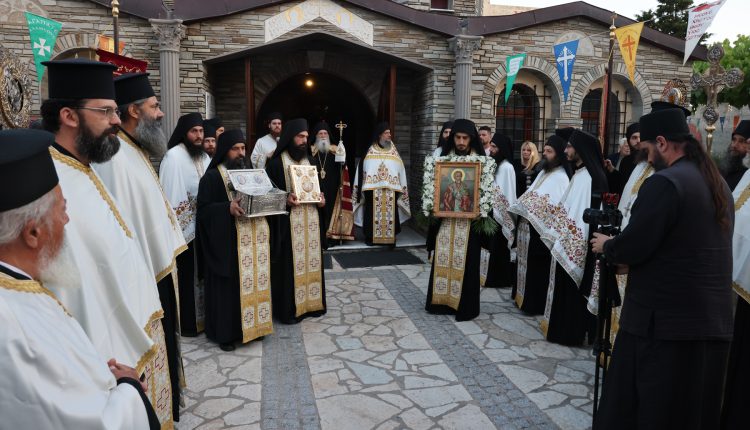 Με-λαμπρότητα-και-κατάνυξη-εορτάστηκε-η-μνήμη-του-Αγίου-Αυγουστίνου-στο-Τρίκορφο-Φωκίδος