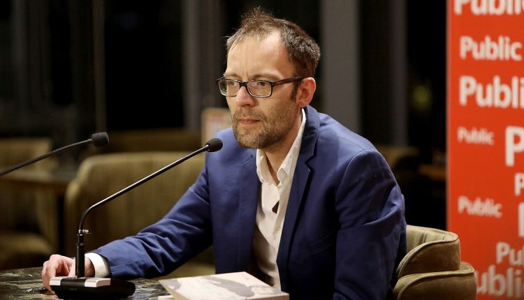 Οργισμένη-ανάρτηση-του-Αύγουστου-Κορτώ:-«Οι-γυναικοκτόνοι-είναι-οι-αληθινοί-ανώμαλοι,-τα-επικίνδυνα-τέρατα»