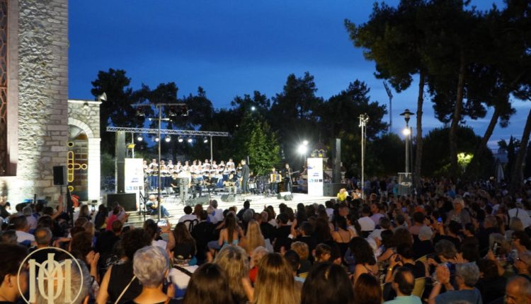 «Πού-΄ναι-τα-χρόνια»:-Συναυλία-Αφιέρωμα-στον-Σταύρο-Κουγιουμτζή-στον-Ι-Ν.-Αγίας-Βαρβάρας-Άνω-Τούμπας
