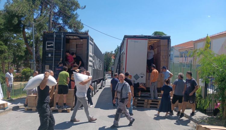 Δύο-νέα-κοντέρινερ-αναχώρησαν-με-προορισμό-το-Κονγκό-και-τη-Βουλγαρία