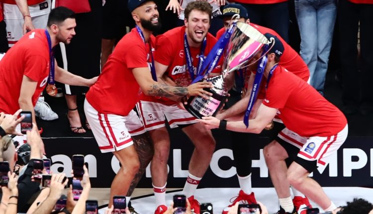 Βεζένκοβ:-Η-Ένωση-των-παικτών-της-euroleague-τον-ανέδειξε-mvp-της-σεζόν