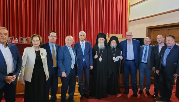 Τα-Ιωάννινα-τίμησαν-τον-Μητροπολίτη-Ναυπάκτου-Ιερόθεο