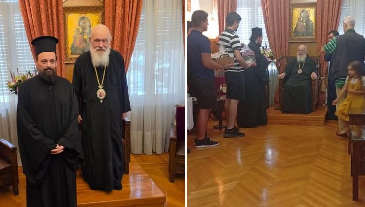 Ο-Αρχιεπίσκοπος-Ιερώνυμος-υποδέχθηκε-νέους-των-Κατηχητικών-Συνάξεων-της-Ερμιονίδας