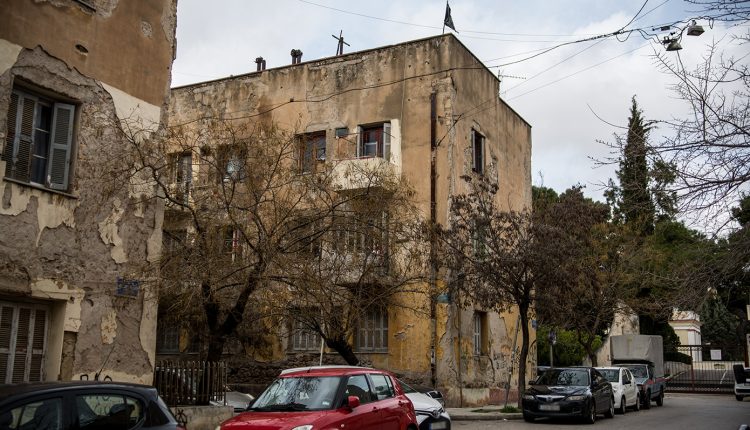 Σε-λειτουργία-η-νέα-ψηφιακή-πλατφόρμα-της-Περιφέρειας-Αττικής-για-τους-διαμένοντες-στα-Προσφυγικά-της-Λεωφόρου-Αλεξάνδρας