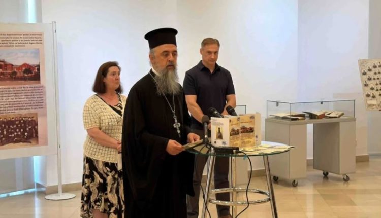 Η-Θεολογική-Σχολή-του-Βουκουρεστίου-γίνεται-190-ετών:-Σπάνια-βιβλία-εκτίθενται-στην-Ακαδημία