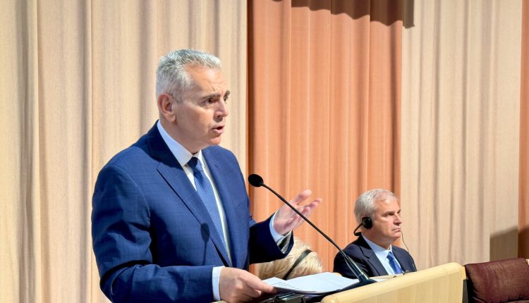 Μ.-Χαρακόπουλος:-Η-Ευρώπη-απροετοίμαστη-στον-αναθεωρητισμό-που-επανακάμπτει-ως-απειλή
