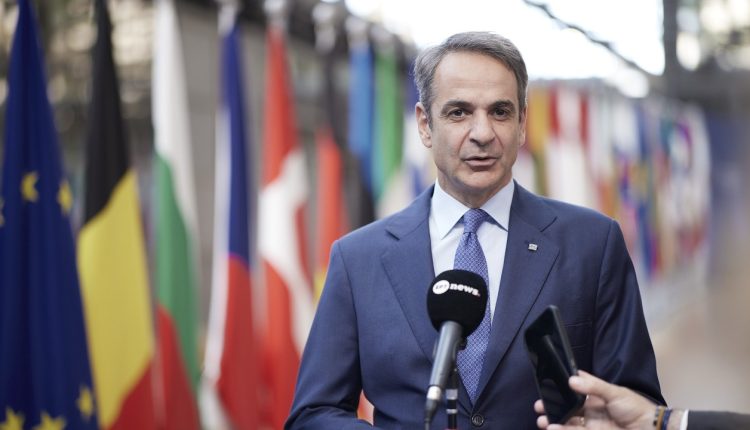 Κυρ.-Μητσοτάκης:-Αποκλιμακώνονται-οι-τιμές-της-βενζίνης-στην-αντλία