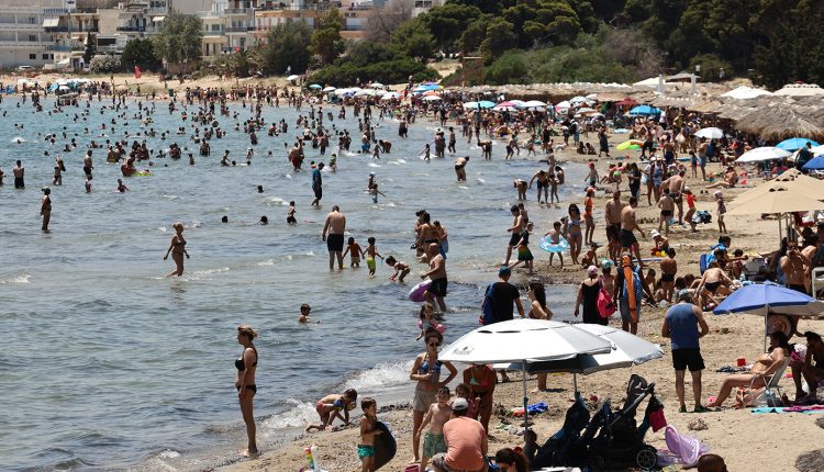 «Μακρύ-καυτό-καλοκαίρι»-δείχνουν-τα-προγνωστικά-μοντέλα,-με-ζέστη-και-λίγες-βροχές-–-Τι-προβλέπεται-για-Ιούλιο-και-Αύγουστο