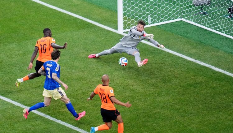 Ολλανδία-–-Σουηδία:-2-0-στο-17′-ο-Μπρόμπεϊ-–-Δείτε-τα-γκολ