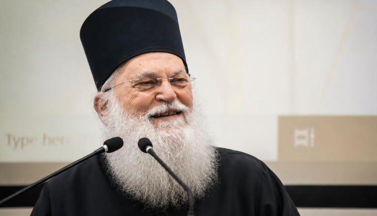 Γέροντας-Εφραίμ:-Στην-καρδιά-του-αληθινού-θεολόγου-λαλεί-ο-Θεός-Λόγος-(ΒΙΝΤΕΟ-–-ΦΩΤΟ)