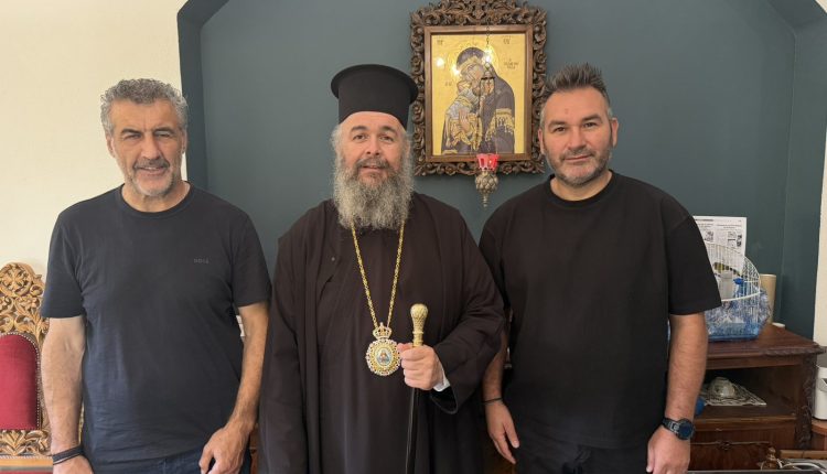 Δωρεά-της-Ένωσης-Αστυνομικών-Υπαλλήλων-Φλώρινας-για-τον-Ιερό-Ναό-Αγίας-Παρασκευής