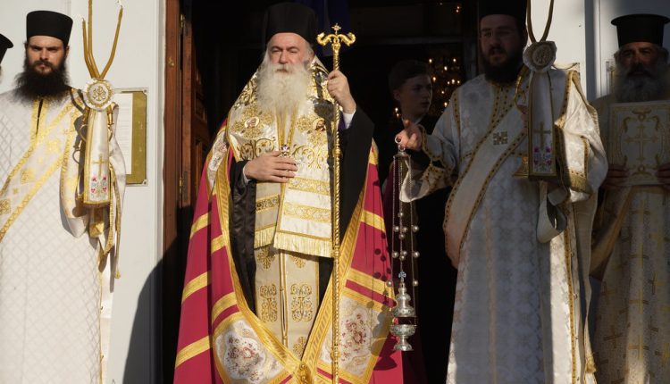 «ΠΑΥΛΕΙΑ-2026»:-Μνήμη-Πάντων-των-εν-Κορίνθω-Διαλαμψάντων-Αγίων,-Υποδοχή-Ιερών-Λειψάνων-και-Αγρυπνία-στον-Καθεδρικό-Ναό
