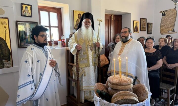 Ο-Μητροπολίτης-Θηβών-στην-γενέτειρά-του-Νάξο