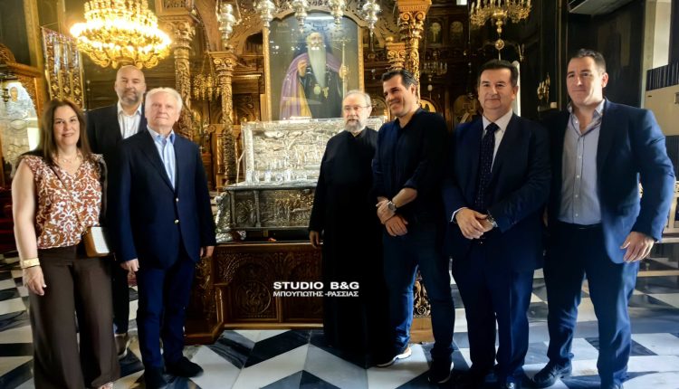 Ο-Υπουργός-Μετανάστευσης-και-Ασύλου-Θάνος-Πλεύρης-στον-Άγιο-Πέτρο-Άργους
