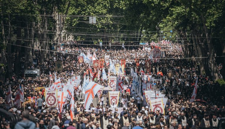Αντιδράσεις-στη-Γεωργία-για-την-“επίθεση”-της-ΕΕ-στην-Εκκλησία