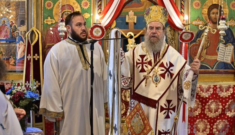 Χειροτονία-Διακόνου-στη-Μητρόπολη-Ιερισσού-κατά-το-Γενέσιο-του-Προδρόμου