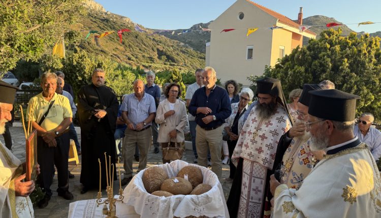 Ιεραπύτνης-Κύριλλος:-Ο-Τίμιος-Πρόδρομος-έλαβε-χαρίσματα-εκ-κοιλίας-μητρός